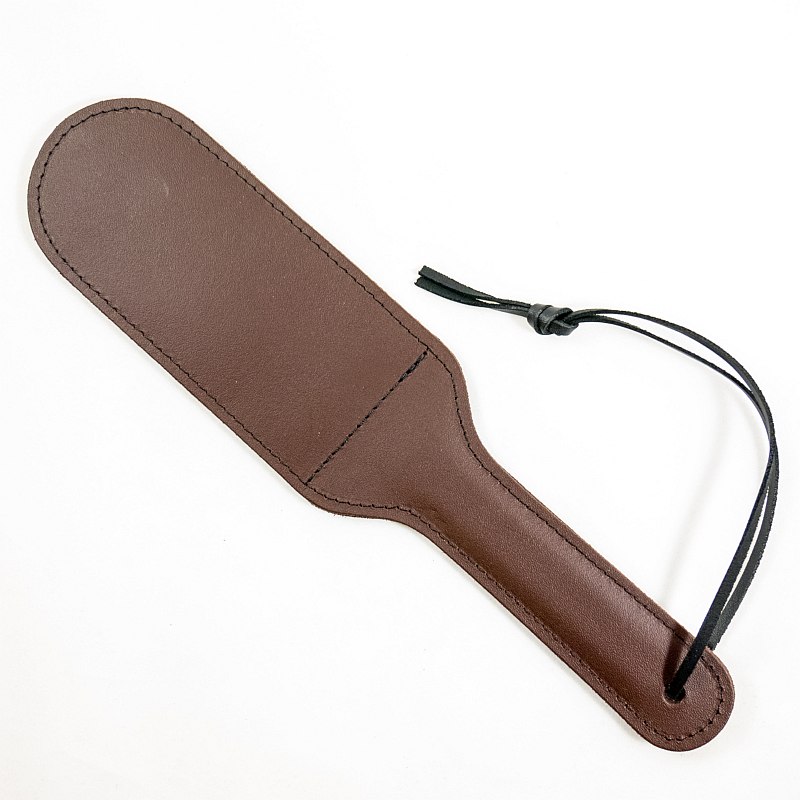 Braunes Paddle aus Leder