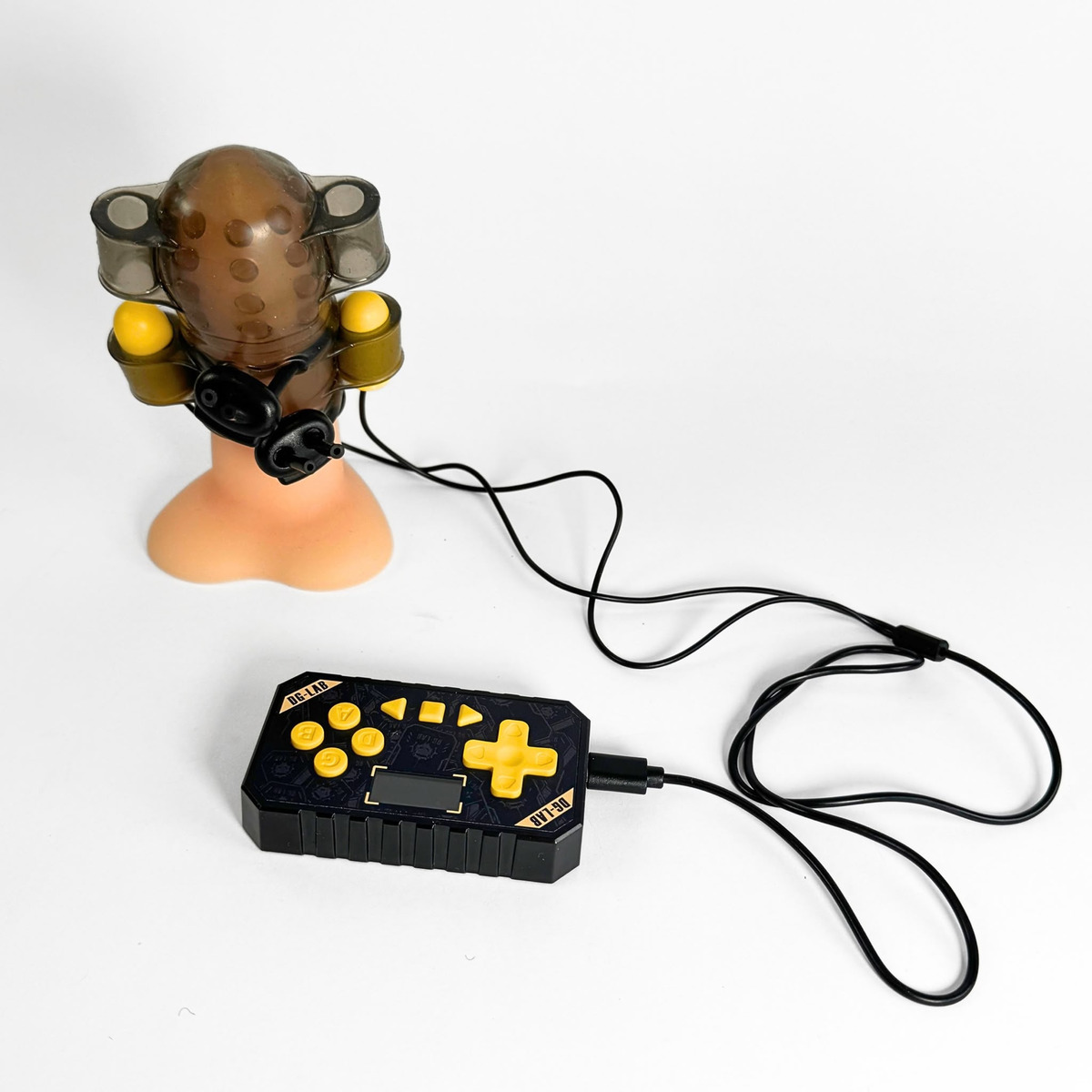DG-LAB Opossum Controller + Sleeve