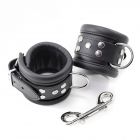 Breite Handfesseln aus stabilem Leder Schwarz-08